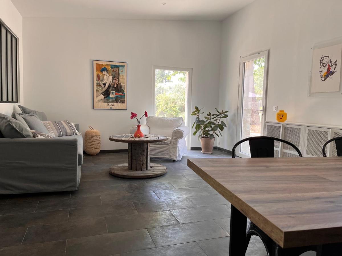 Maisonnette indépendante avec jardin/patio Nîmes Extérieur photo